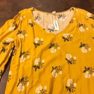 Old Navy Ladies’ top